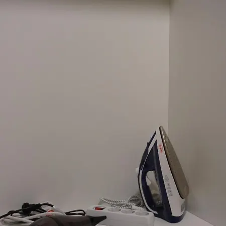 Schoenes Neubau Serviced-apartment Mit Parkplatz